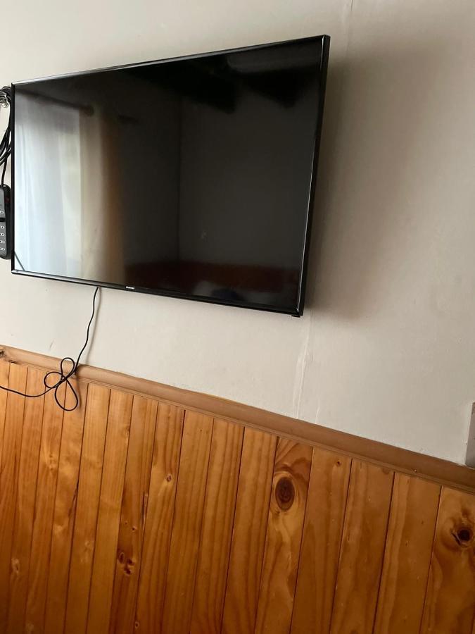 Hostel Profe Nelson Puerto Cisnes Zewnętrze zdjęcie