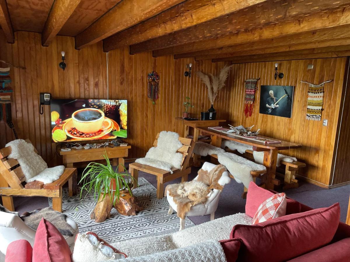 Hostel Profe Nelson Puerto Cisnes Zewnętrze zdjęcie