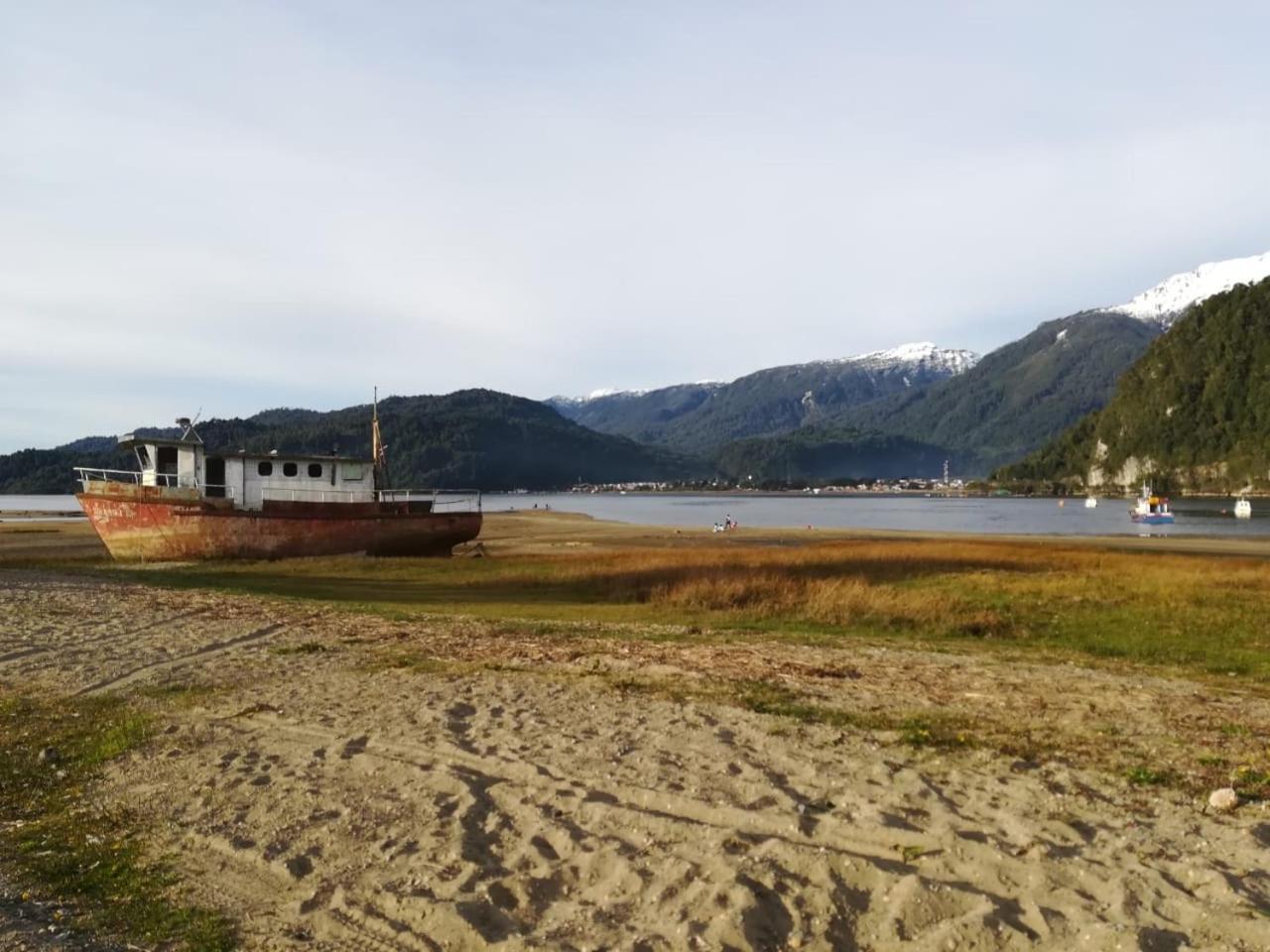 Hostel Profe Nelson Puerto Cisnes Zewnętrze zdjęcie