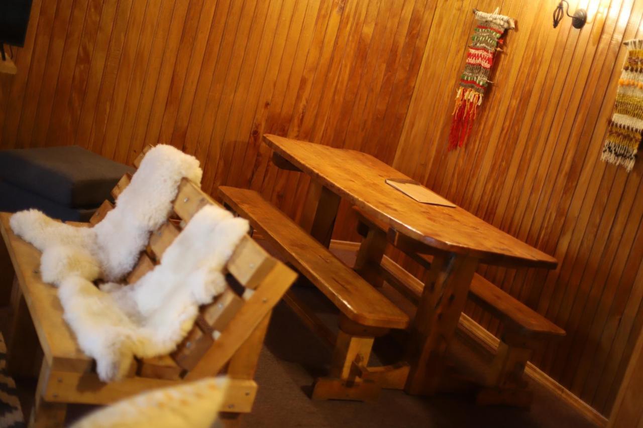 Hostel Profe Nelson Puerto Cisnes Zewnętrze zdjęcie